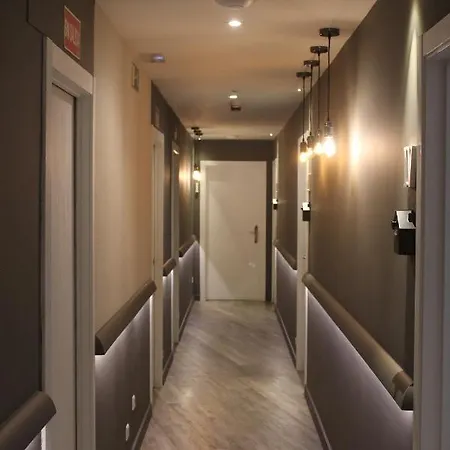 Boutique Teatro Готель Малага